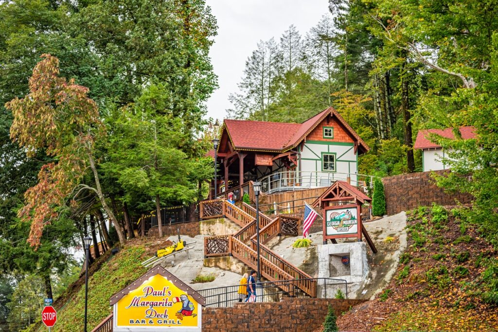 helen ga