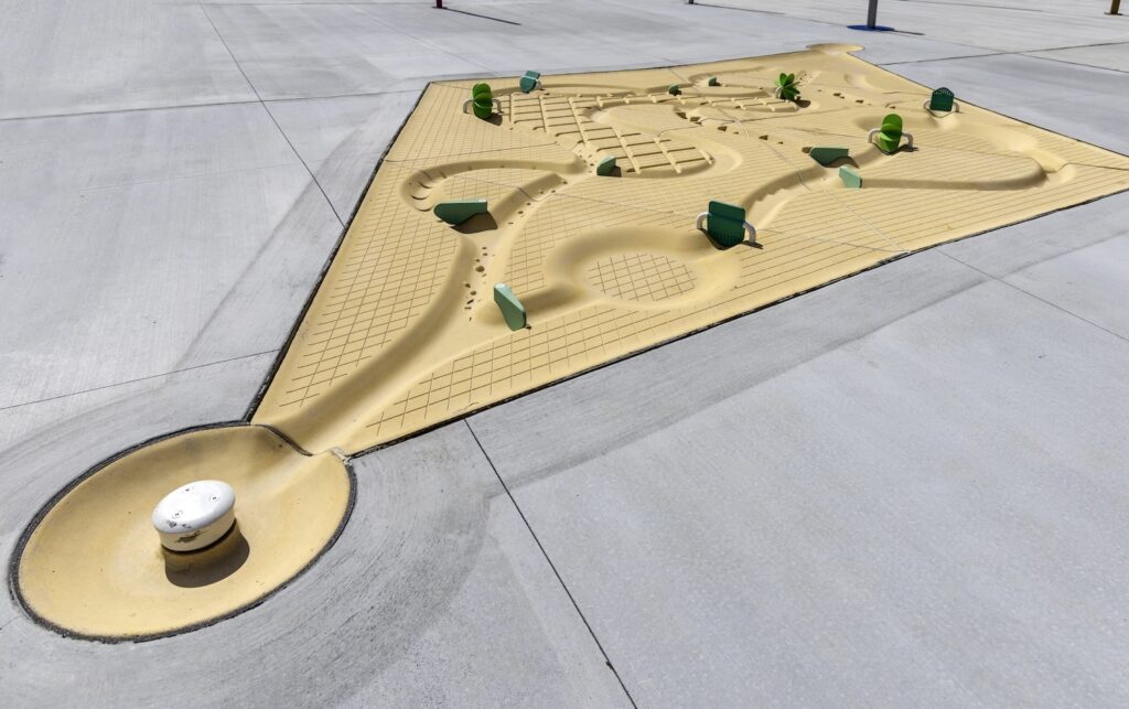 water labyrinth system